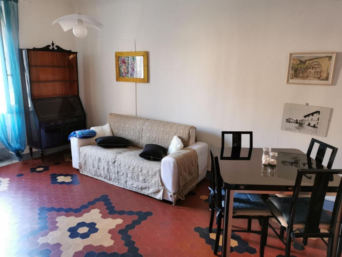 דירות לריצ'י A Casa Di Alecarla מראה חיצוני תמונה